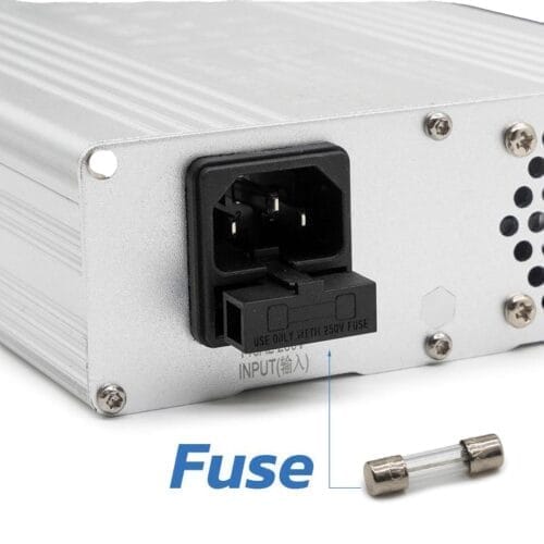 Cargador 60V (salida 66,4v) 6,5A conector GX16 - Imagen 4